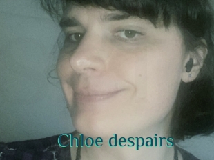 Chloe_despairs