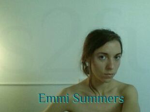 Emmi_Summers