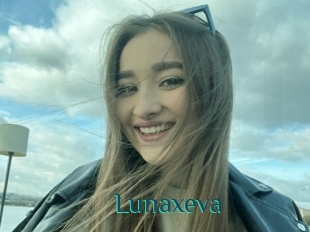 Lunaxeva