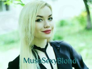 MusaSexyBlond