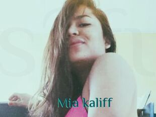 Mia_kaliff