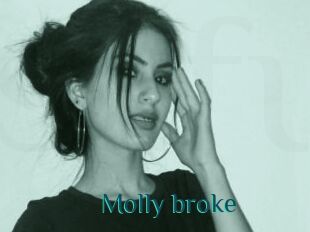 Molly_broke