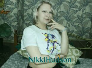 Nikki_Hudson