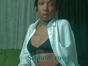 Stonnie_rose